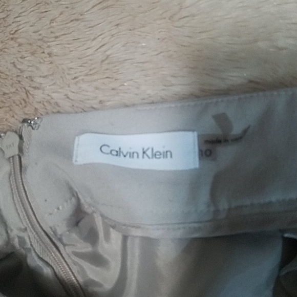 Calvin Klein skirt - Picture 6 of 7